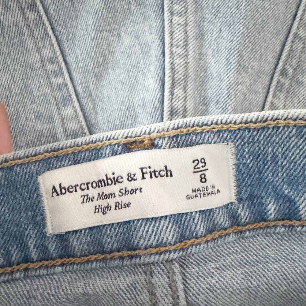 ABERCROMBIE The Mom Short High Rise Light Wash Distressed 29 - Picture 5 of 6